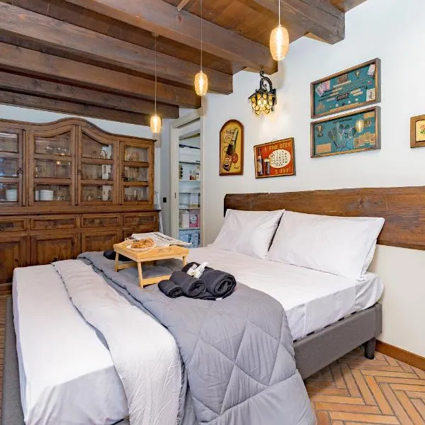 Malpensa Jacuzzi House, hotel v destinaci Ferno