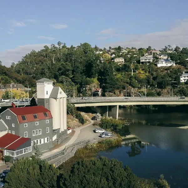 Stillwater Seven, hotel in Launceston