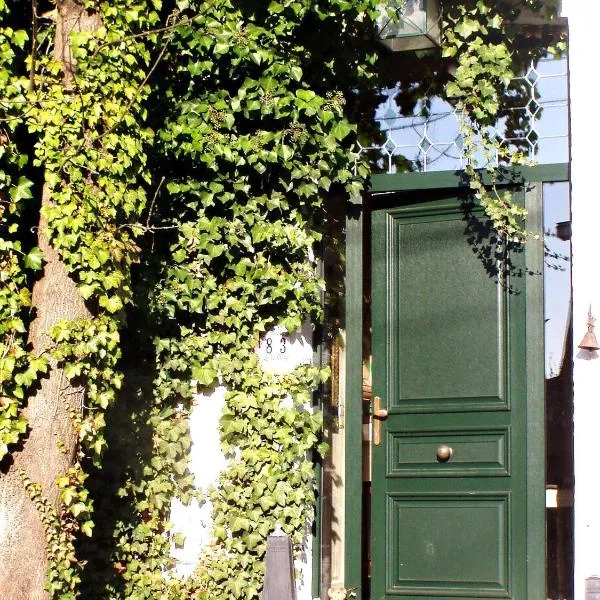 B&B Le Bonimenteur, hotel v destinaci Charleroi