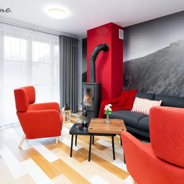 Wonder Home - Domki górskie z kominkami, bezpłatnym parkingiem i placem zabaw na terenie kompleksu, hotel v Karpaczi