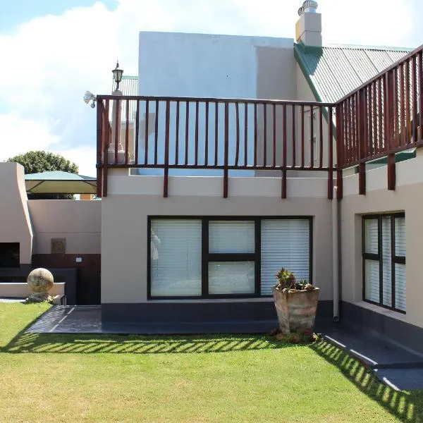Holiday Villa Diaz Beach Mossel Bay, hotel in Mossel Bay