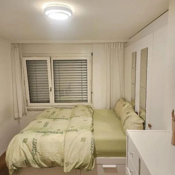 Chambre cosy et lumineuse dans un cadre calme, hotel v destinaci Oetwil an der Limmat