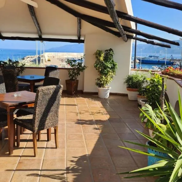 Hotel Pop, hotel Cala Gononéban