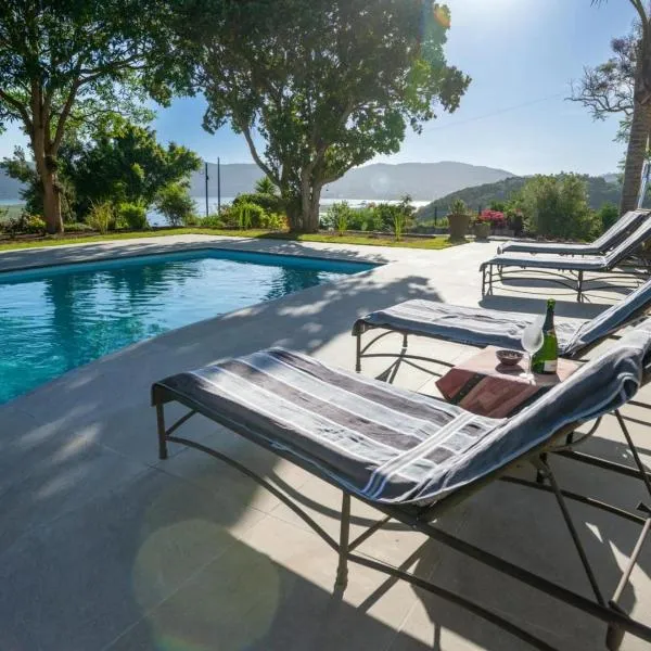 Guest House The Lazy Lion, khách sạn ở Knysna