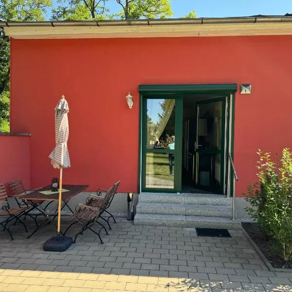 Bed & Breakfast am Waldgürtel, hotel v destinaci Forst