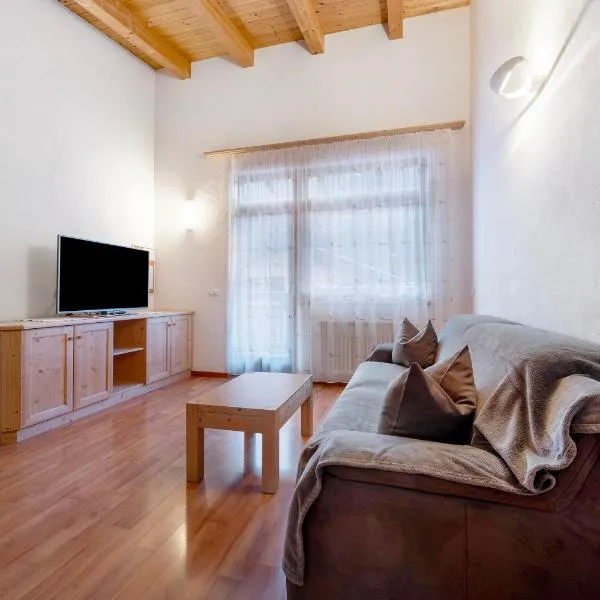 Apartments Antersi Robbi, hotel in San Vigilio Di Marebbe