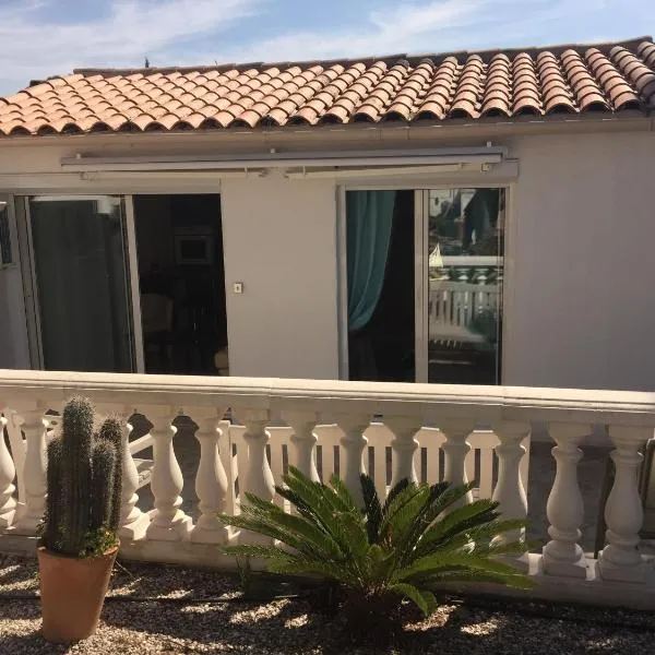 Maison en rez de jardin - L'Écrin Provençal, hotel a Puget-sur-Argens