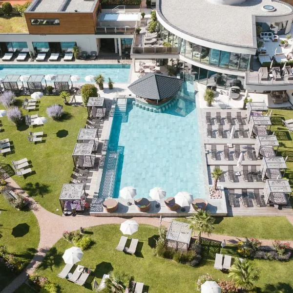 Hotel Prokulus - Family & Wellness, hotel in Naturno