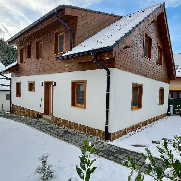 Chata pod Mníchom, hotel in Terchová