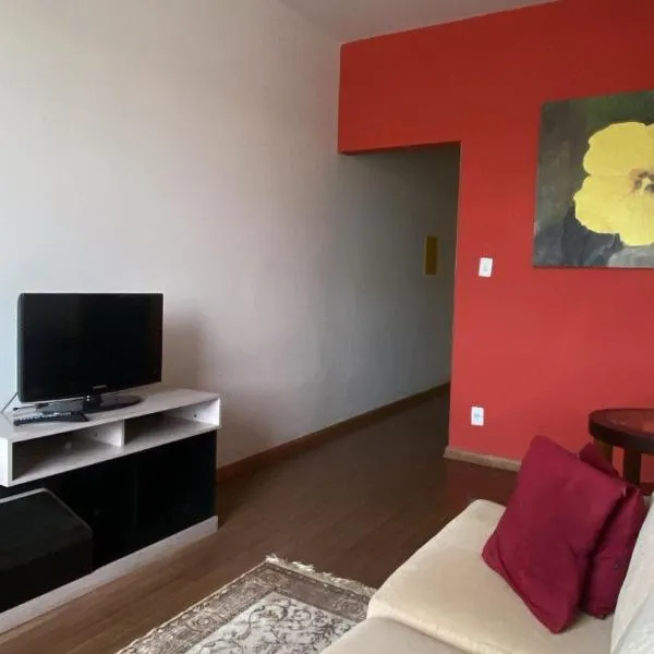 Apartamento no centro de Guaratinguetá, hotel in Guaratinguetá