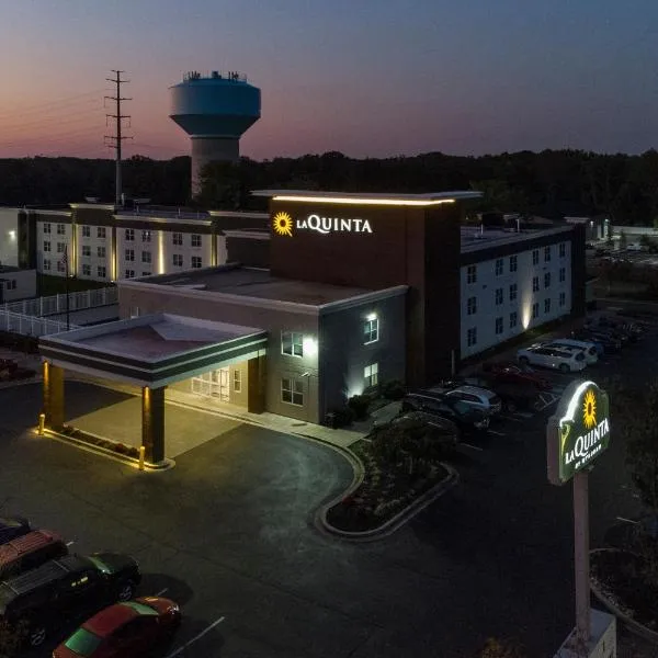 La Quinta by Wyndham Lexington Park - Patuxent, hotel v destinaci California