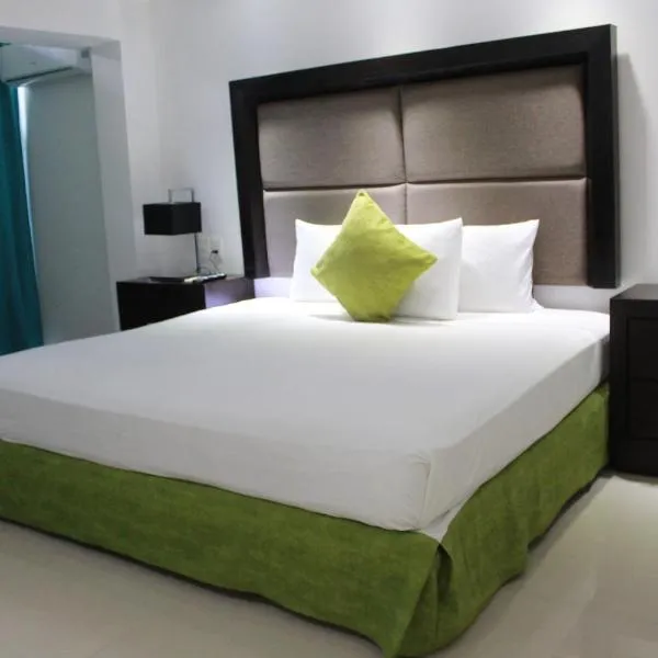 Nirvana Hotel - Cancun Hotel Zone, hotel din Cancún