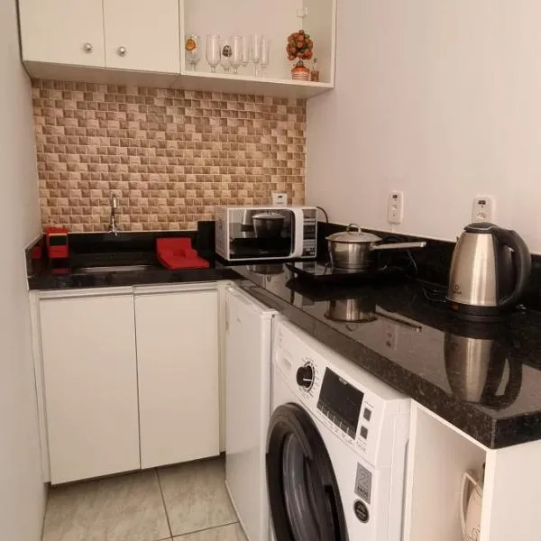 Apartamento à beira-mar no centro de Capão da Canoa, hotel em Capão da Canoa