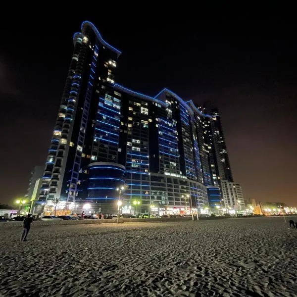 Luxury Apartments - Ajman Corniche UAE, hotel in Ajman 
