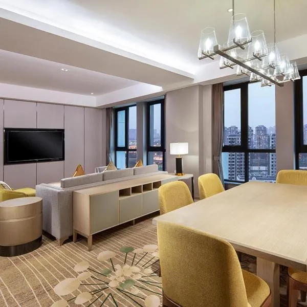 Holiday Inn Tianjin Wuqing by IHG, hotel v destinaci Wuqing