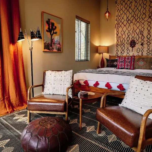 Sacred Sands - Lobo Luna، فندق في جوشوا تري