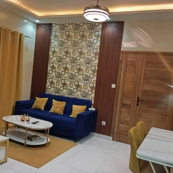 Almadies 2 - Studio moderne tout confort - 200m du Rd Point Sedima, hotel in Rufisque