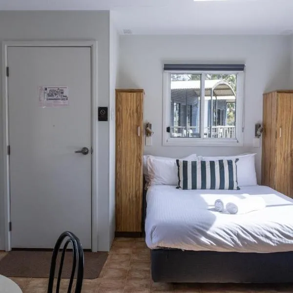 Pet Friendly Stays - BIG4 Aireys Inlet, hotel Aireys Inletben