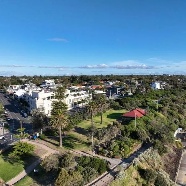 Beach Road Hampton Holidays, hotel in Melbourne