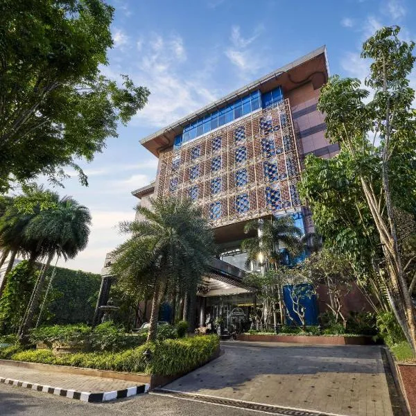 The Royal Surakarta Heritage - Handwritten Collection, hotel v destinaci Solo