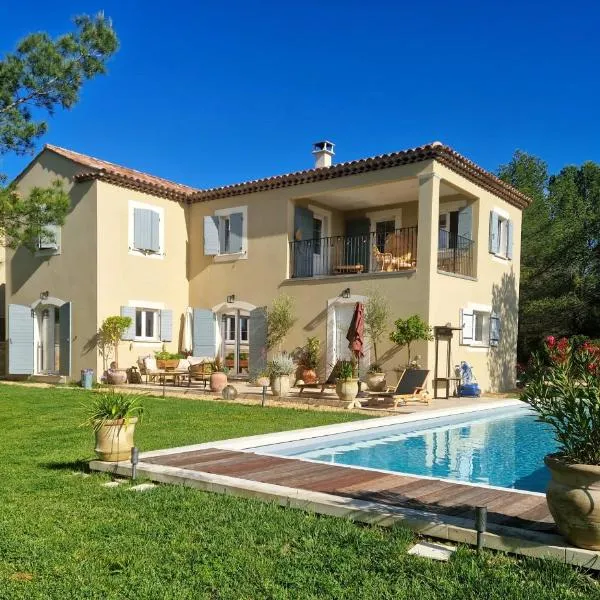 La Villa KEF, hotel v destinácii Lambesc