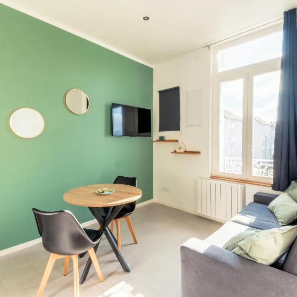 Chaleureux appartement T2 au calme et climatisé proximite centre lyon, hotel in Villeurbanne
