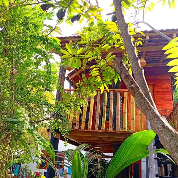 Parrot Tree House, hotel v Mirisse (jih)