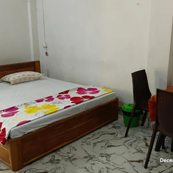 Amar Apun Ghor, hotel v Džórhátu