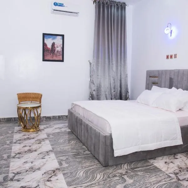 White Angel Hotel Kubwa, hotel in Kubwa