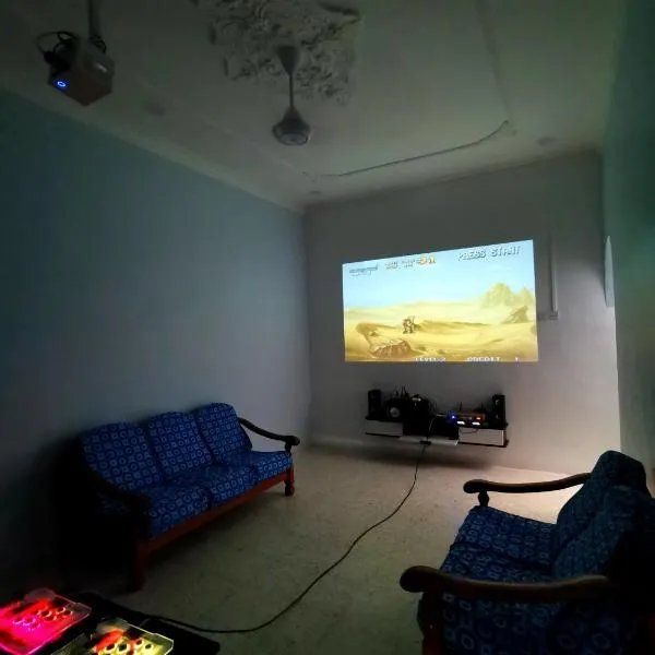 Batu Pahat Town House TvBox Karaoke Pandora Box, hotel in Batu Pahat