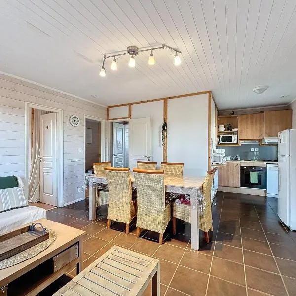 Chalet de la Butte aux Cerfs – hotel w mieście Saint-Manvieu-Bocage