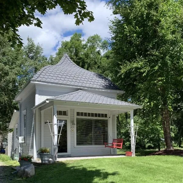 Lake Daze, hotel in Boyne City