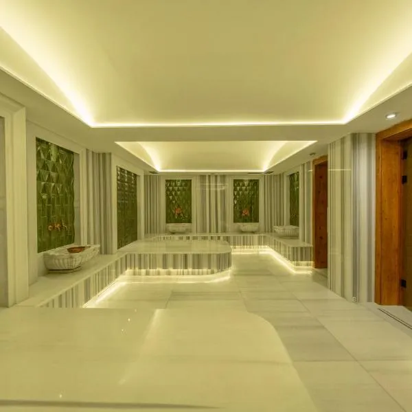 MQ Hotel, hotel Arnavutköy városában