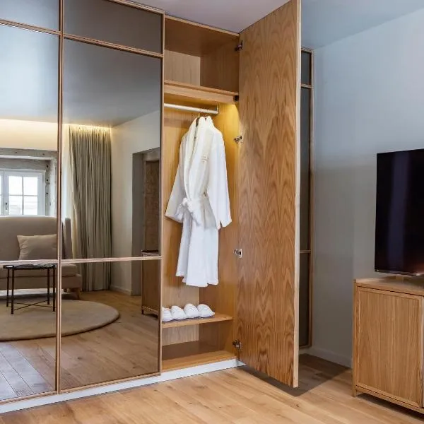 Casa da Companhia Hotel & Spa, Vignette Collection by IHG, отель в Порту