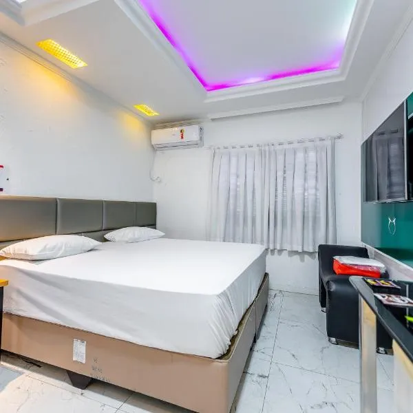 Amy Motel – hotel w mieście Blumenau