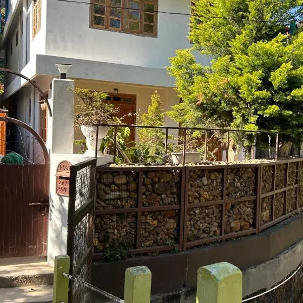 Apple Cherry Pine Green Homestay, hotel v destinaci Šillong