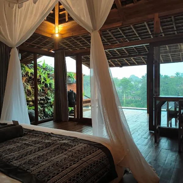 Joglo Organik Guesthouse, hotel v Ubudu