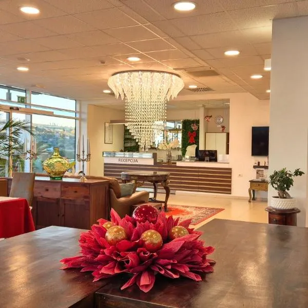 Hotel Lavender - Oleander Resort, hotel v Strunjanu