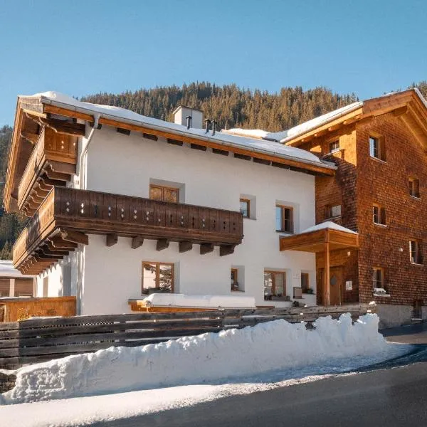 Apartments SARLO, hotel v destinaci Sankt Anton am Arlberg