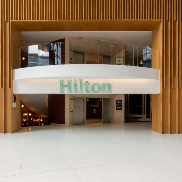 Hilton Paris La Défense – hotel w mieście Puteaux