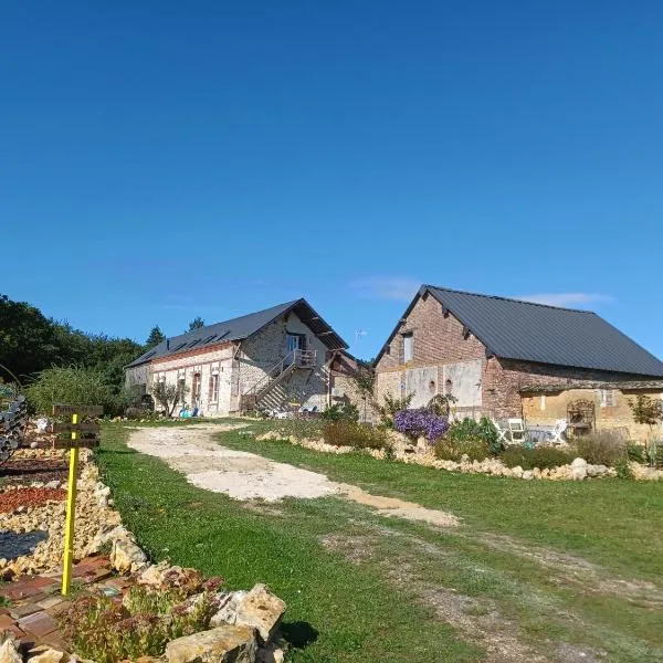 Domaine de la Dolce Vita de Gaudreville la rivière、Gaudreville-la-Rivièreのホテル