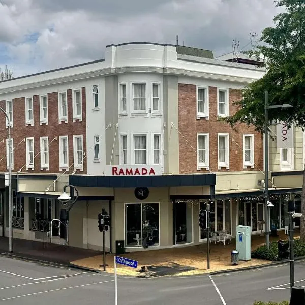 Ramada by Wyndham, Hamilton City Center: Hamilton şehrinde bir otel