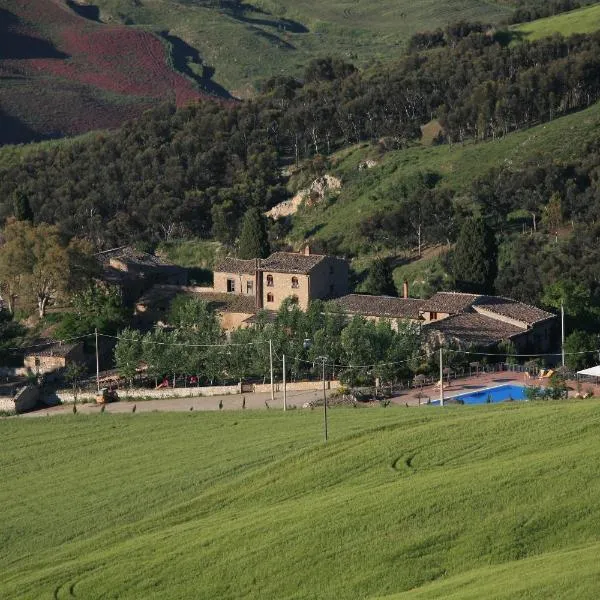 Agriturismo Monaco Di Mezzo, hotel v destinaci Resuttano