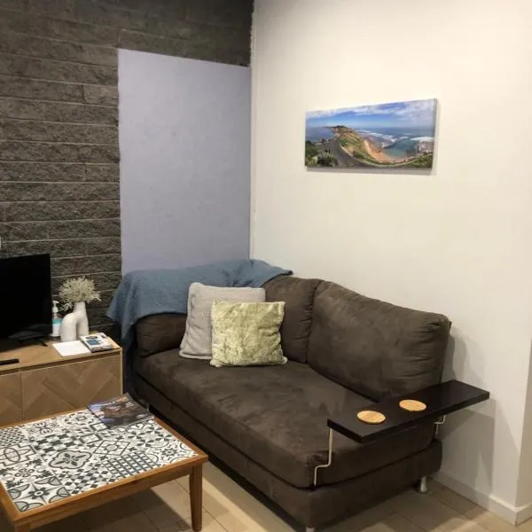 STUDIO RETREAT BY THE BEACH, hotel in Rye