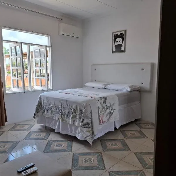 SUÍTE em RESIDÊNCIA bairro Antares, hotel di Maceió