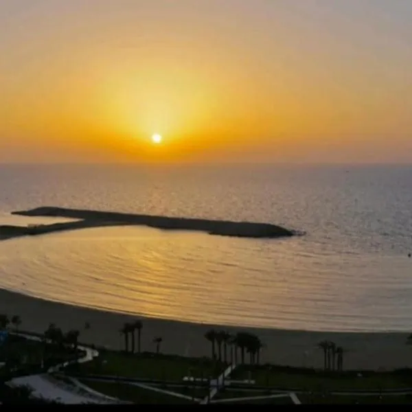 Alexandria paradise san Stefano sea view appartment, hotel in Alexandria