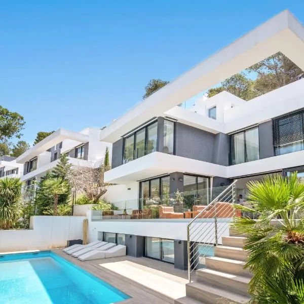 Villas Pinares de San Anton - Sea, City, Mountain, Views, готель у Малазі