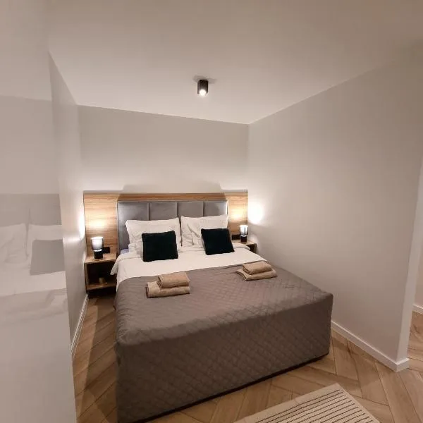Własne M Studio, hotel in Konin
