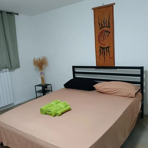 Alloggio Le Palme, hotel v destinaci Lonate Pozzolo