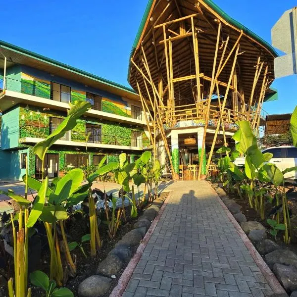 Bonding Coffee Roaster Café & Hotel, hotel v destinaci Quepos
